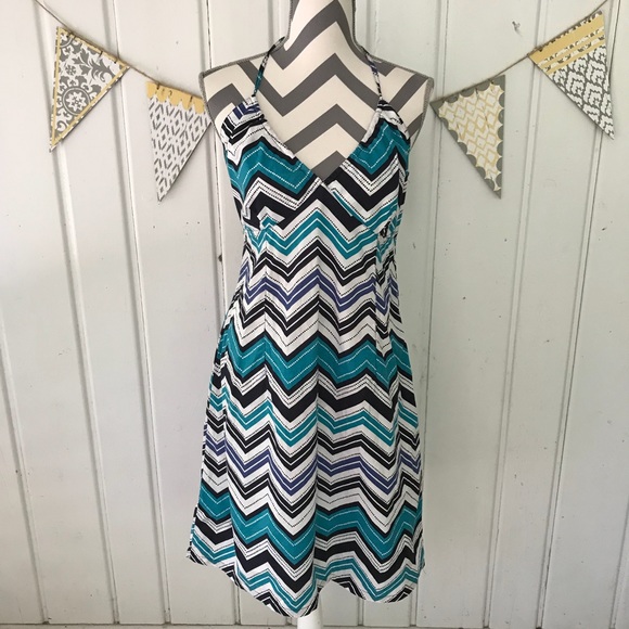 H&M Dresses & Skirts - H&M Navy Teal White Chevron Halter Dress
